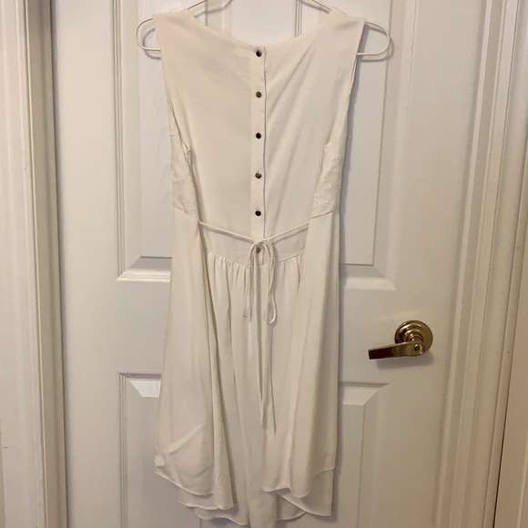 White Floral Forever 21 Dress - Picture 4 of 5